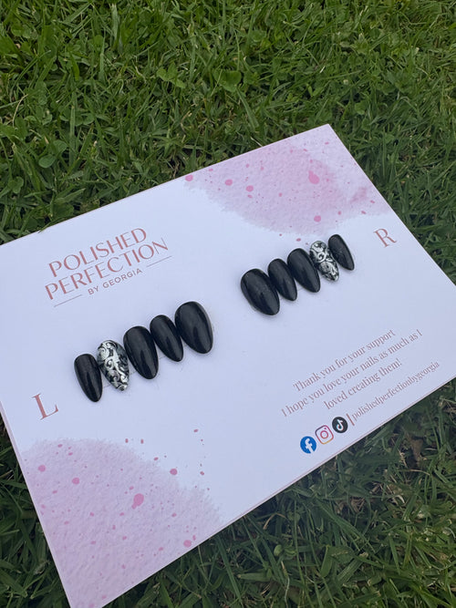 Black & Silver Set - 10 Nails Only - $25.00